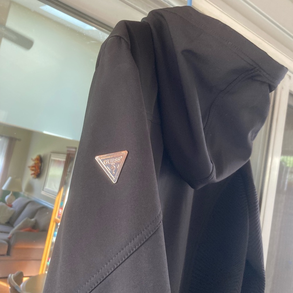 Guess Jacket Like new size XL - Picture 3 of 9